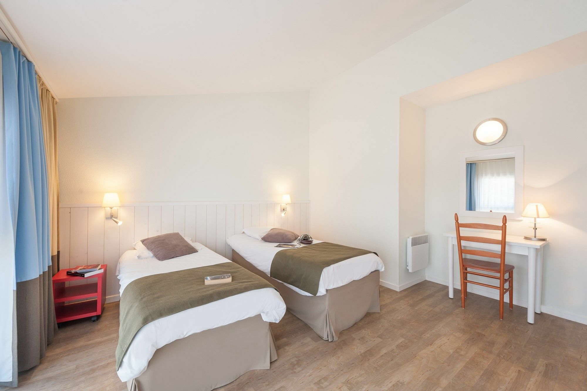 Residence Pierre & Vacances Le Palais Des Gouverneurs Сен-Мартен-де-Ре Экстерьер фото