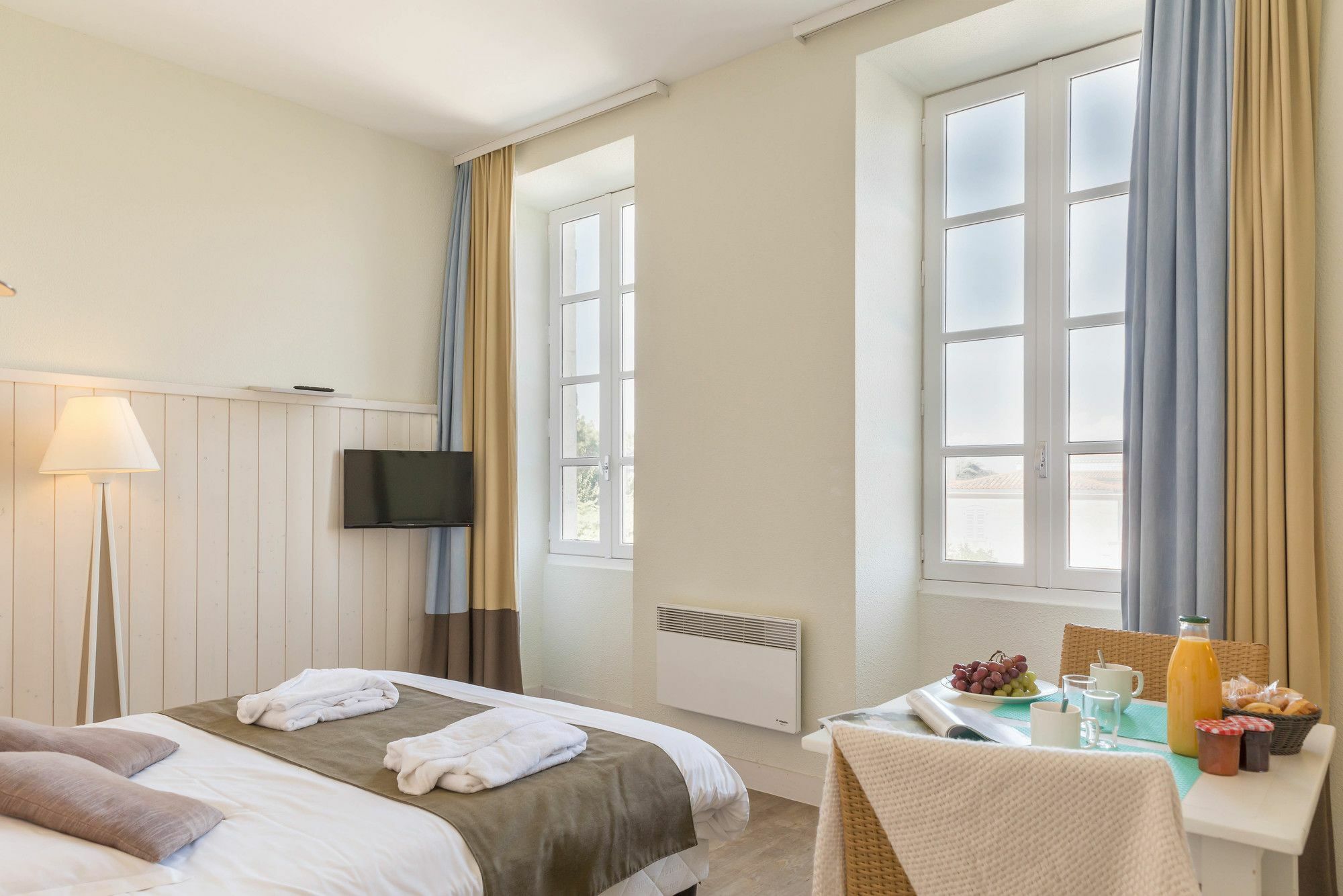 Residence Pierre & Vacances Le Palais Des Gouverneurs Сен-Мартен-де-Ре Экстерьер фото